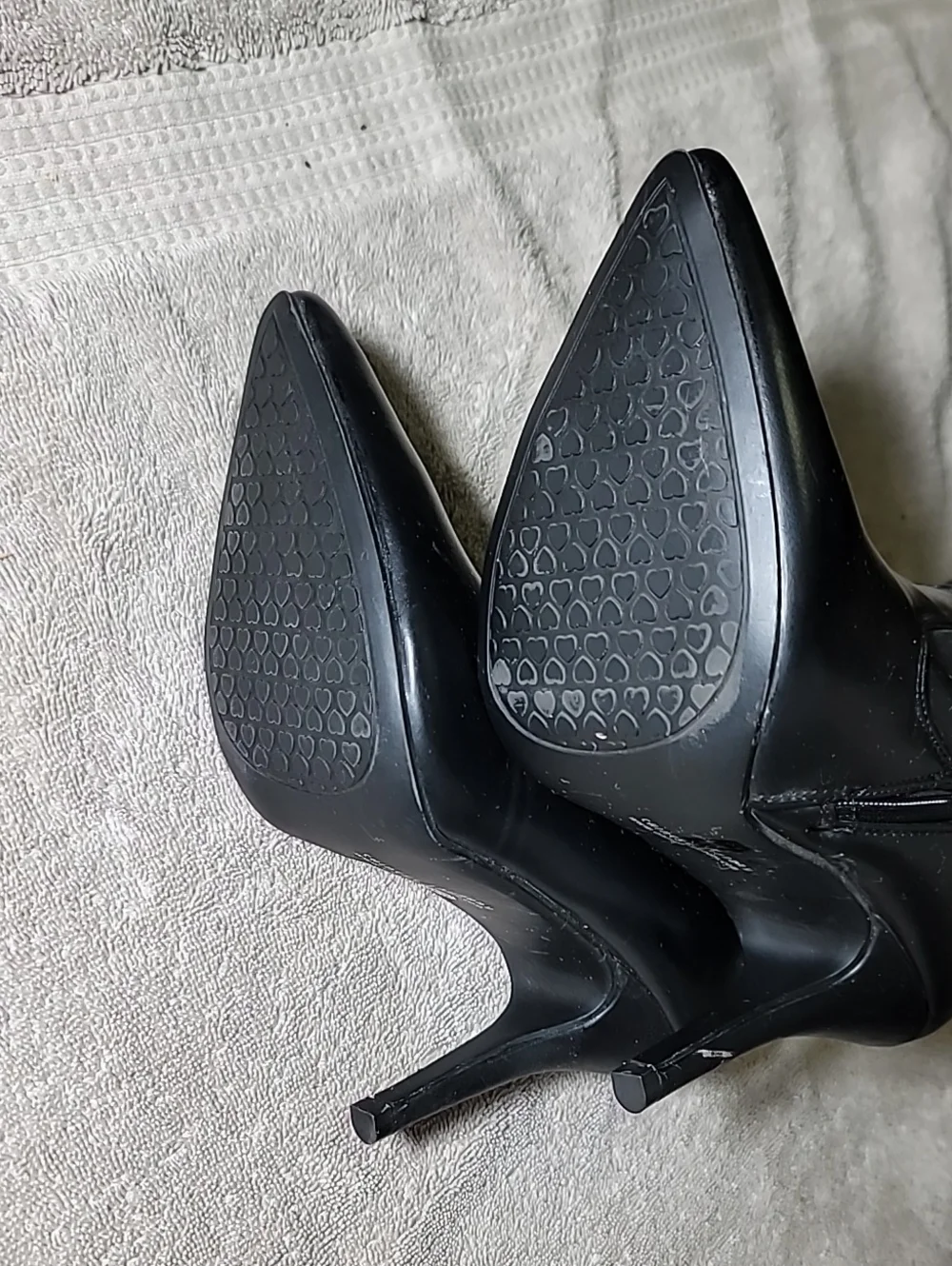 Chinese Laundry thigh high boots, stiletto heels, pointy toes, size 8.5